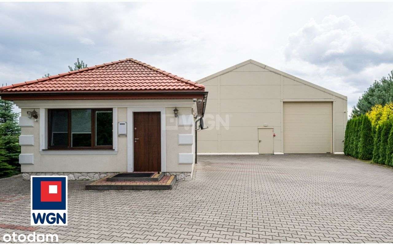 Luksus i funkcjonalność w otoczeniu natury – dom z basenem.-11