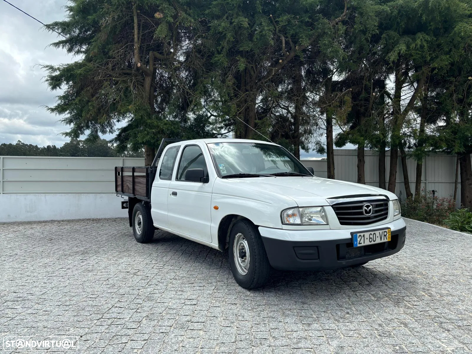 Mazda B 2500 - 2