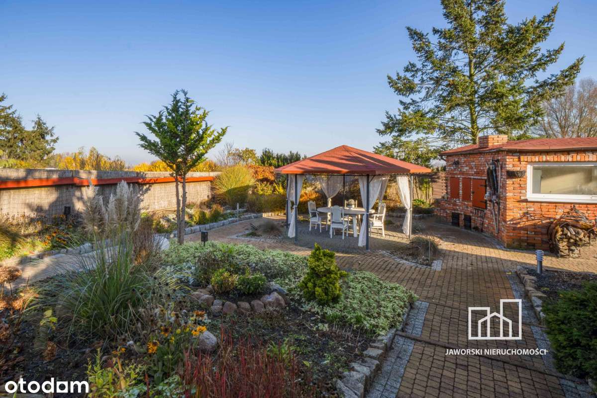 Piękna okolica, basen, jacuzzi, garaż, duży ogród-13