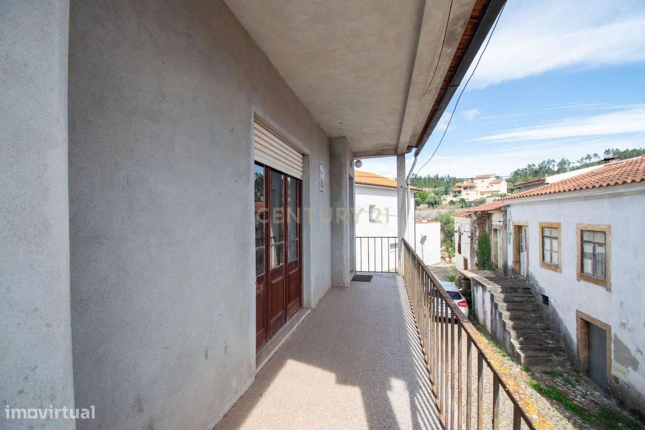 Moradia T4 isolada em Venda de Podentes - Grande imagem: 4/23