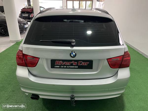 BMW 320 d Touring Navigation Sport - 10