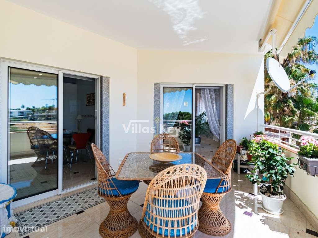 Apartamento luxuoso a beira mar com vista mar e piscina, em Lagos/A...-18