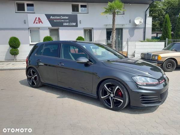 Volkswagen Golf GTI BlueMotion Technology DSG - 2