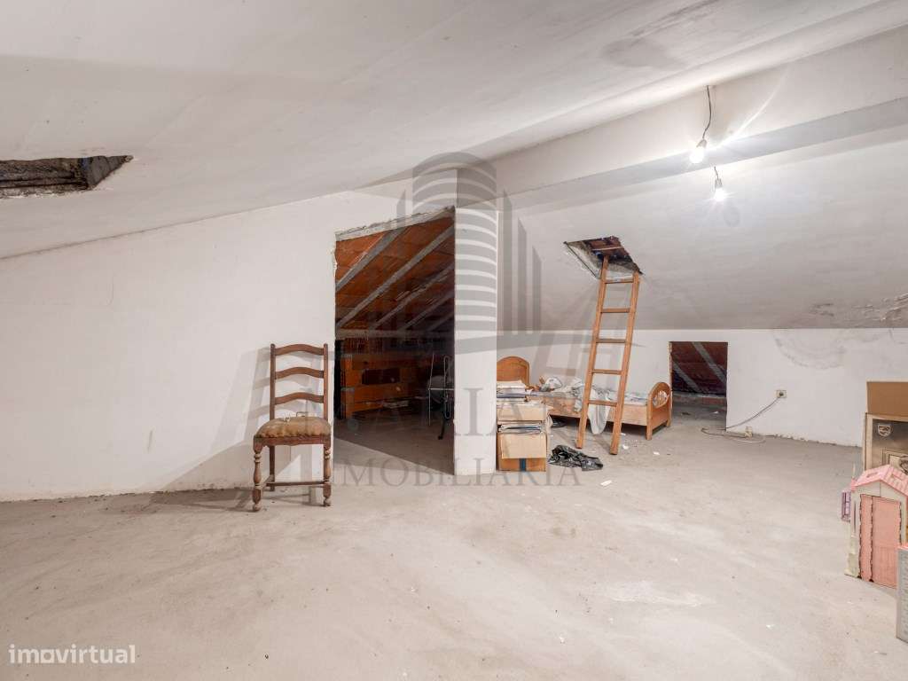 Moradia T4 independente em Valongo-19