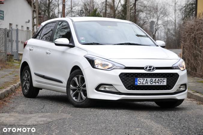 Hyundai i20 1.2 Elegant - 1