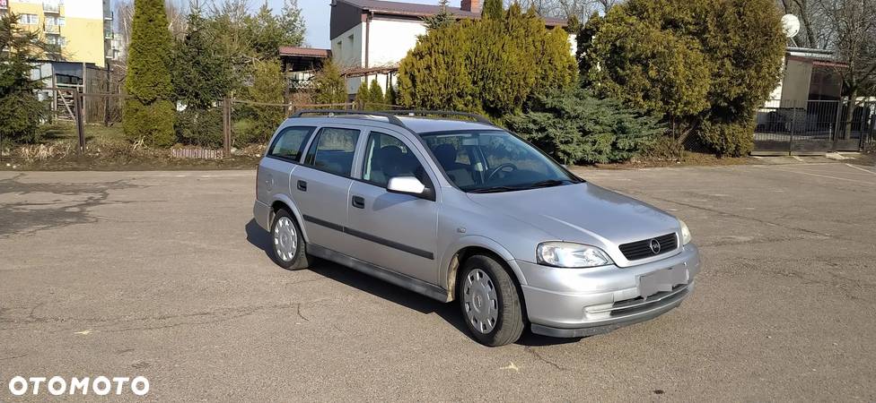 Opel Astra II 1.6 GL / Start - 12