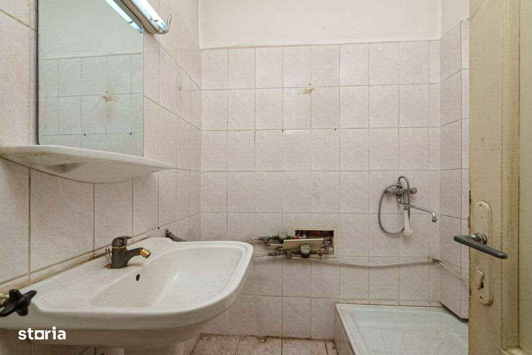 Stefan cel Mare, Grozovici, garsoniera spatioasa cu logie si boxa-5