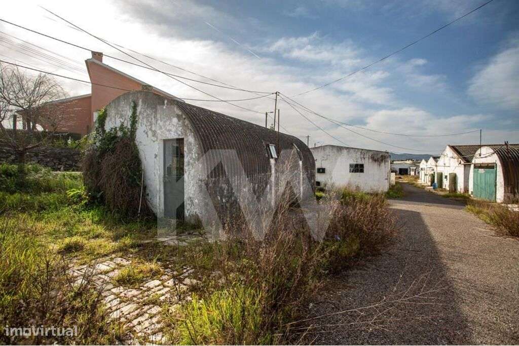 Terreno em Vila Verde com Pedido de Informação Prévia APROVADO para 10 - Grande imagem: 4/18