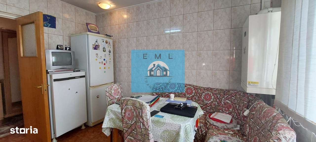 Apartament 3 camere langa Scoala Gimnaziala nr 165 .Al. Slatioara sec4 - Imagine principală: 5/13
