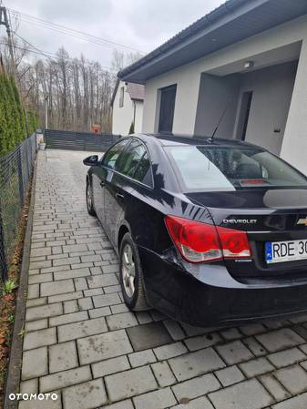 Chevrolet Cruze 1.8 LS (klm) - 4