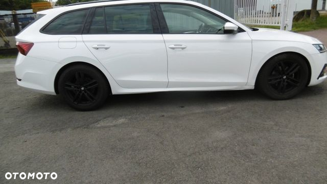 Skoda Octavia 1.5 TSI ACT Ambition - 10