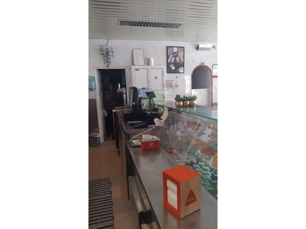 ESPAÇO COMERCIAL | OLIVAIS | LISBOA-11