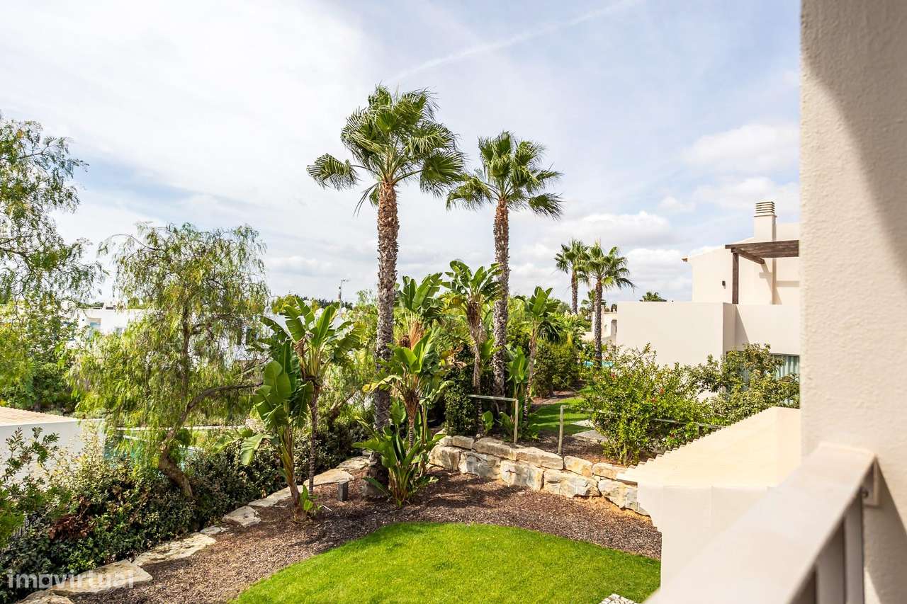 Moradia de Luxo em Condomínio Exclusivo com Piscinas no Carvoeiro - Grande imagem: 5/57