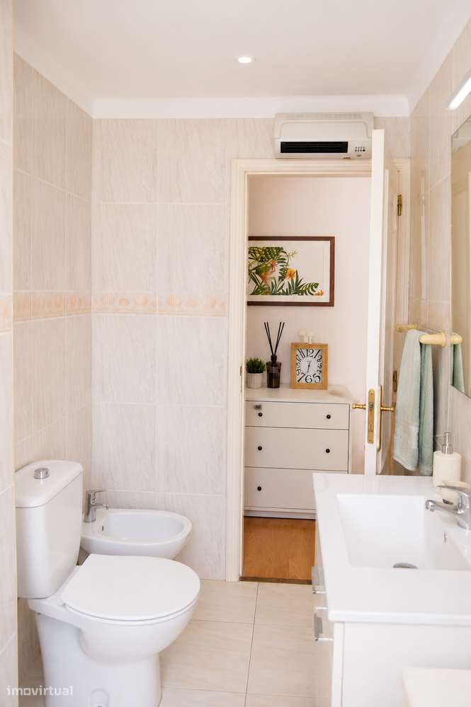 Apartamento T2 com terraço no Bairro de Santos ao Rêgo-12