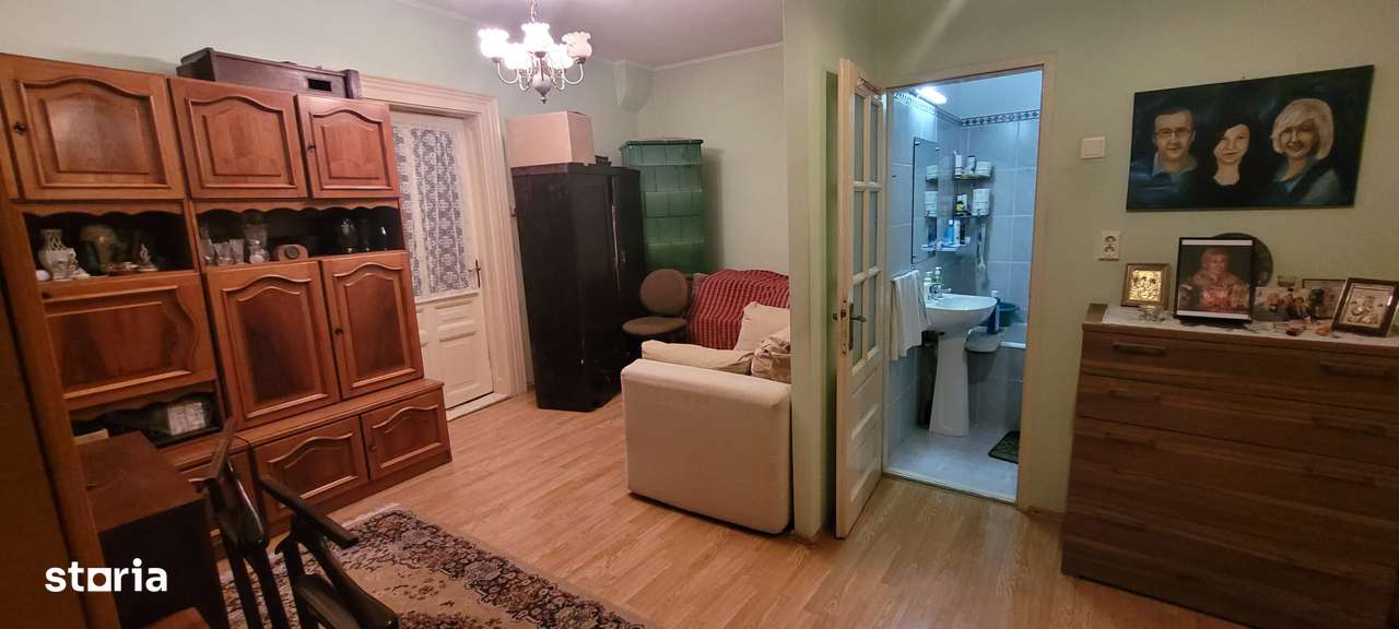 Casa zona Piata Unirii, 4 camere, teren 307 mp-7