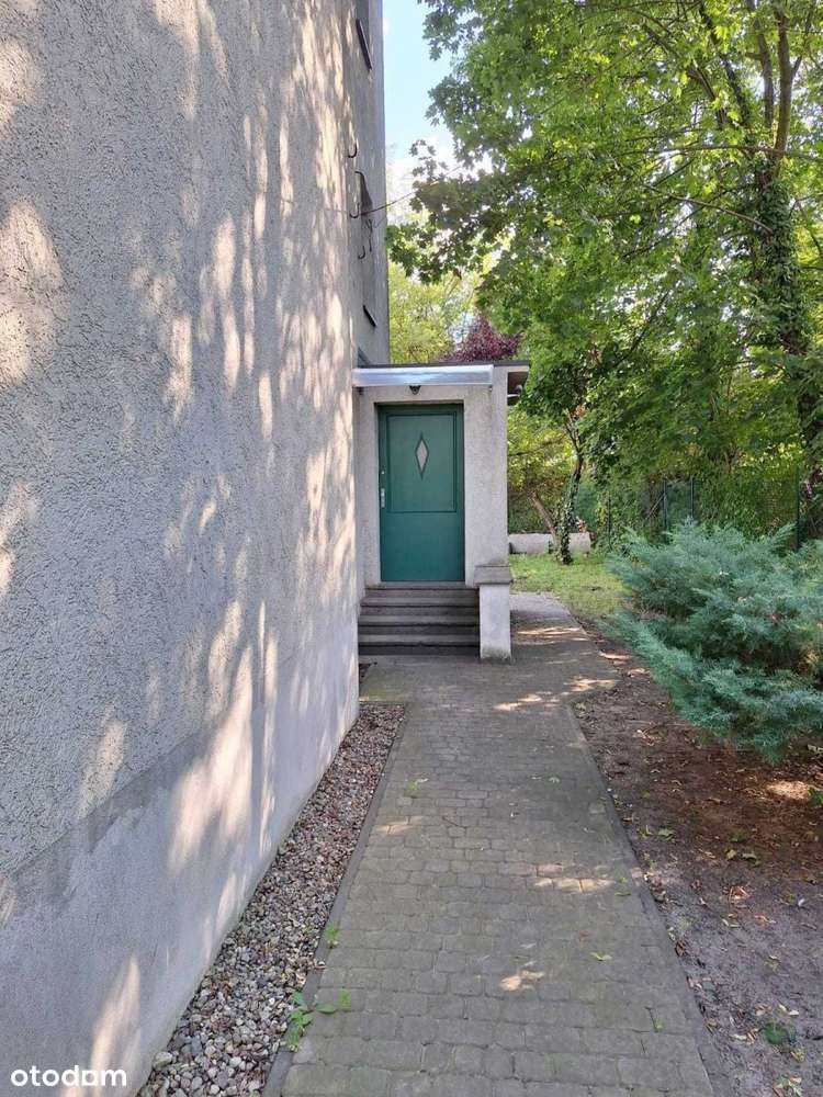 Dom wielorodzinny na sprzedaż-5