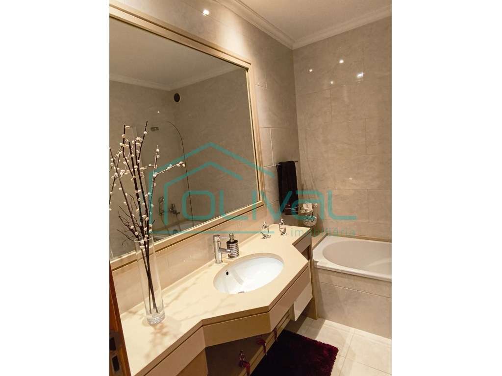 Apartamento t3 Quinta da Grinja - Grande imagem: 5/29