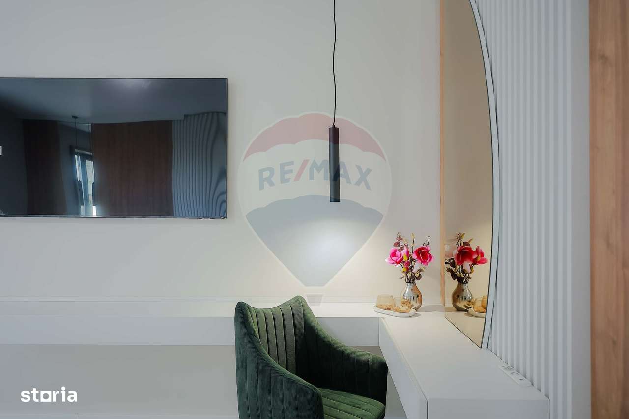 De vânzare Vilă cu 8 camere în Sânmartin, 290 mp util, teren 1100 mp-7