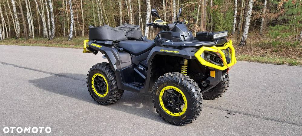 Can-Am Outlander - 2