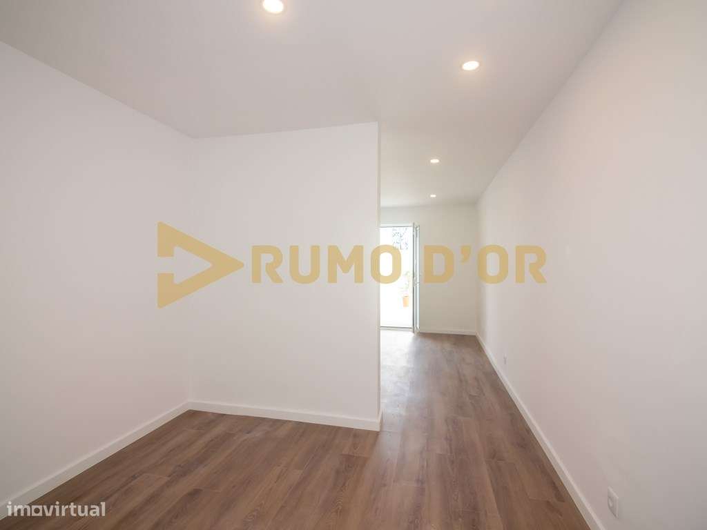 Moradia T3 Olhalvo com logradouro e terraço-18