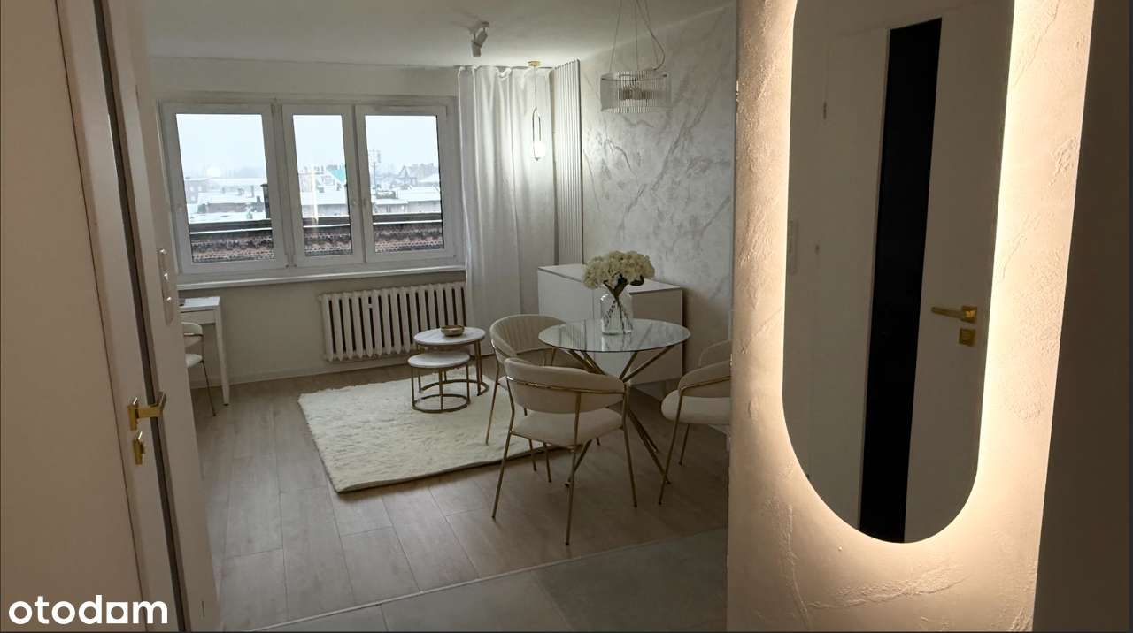 BEZ POŚREDNIKÓW, Nowoczesna kawalerka w stylu glamour-Świętochłowice - Pełny obrazek: 4/13