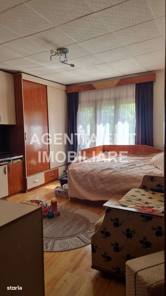 Casa, zona Spitalului de Copii-9