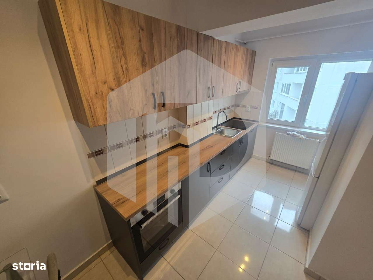 Apartament modern 3 camere 2 bai Strada Oituz - Imagine principală: 2/15