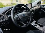 Ford Focus 2.0 EcoBlue Start-Stopp-System TITANIUM - 17