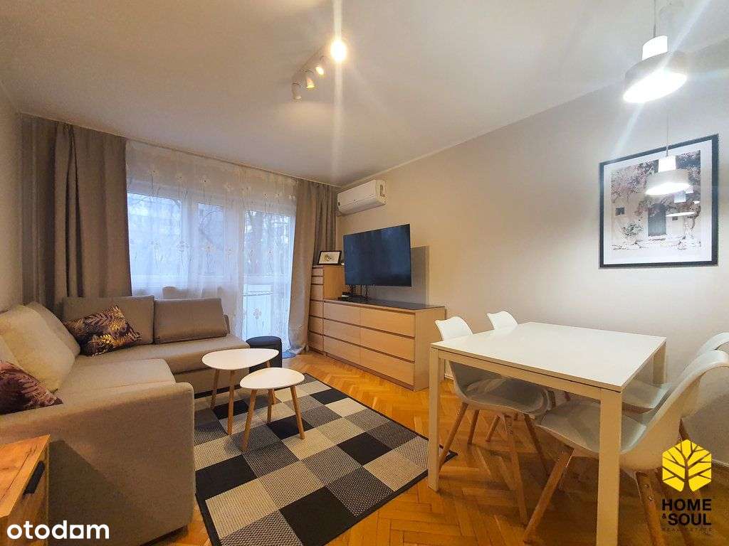 Przytulne dwa pokoje na Czerniakowie-0