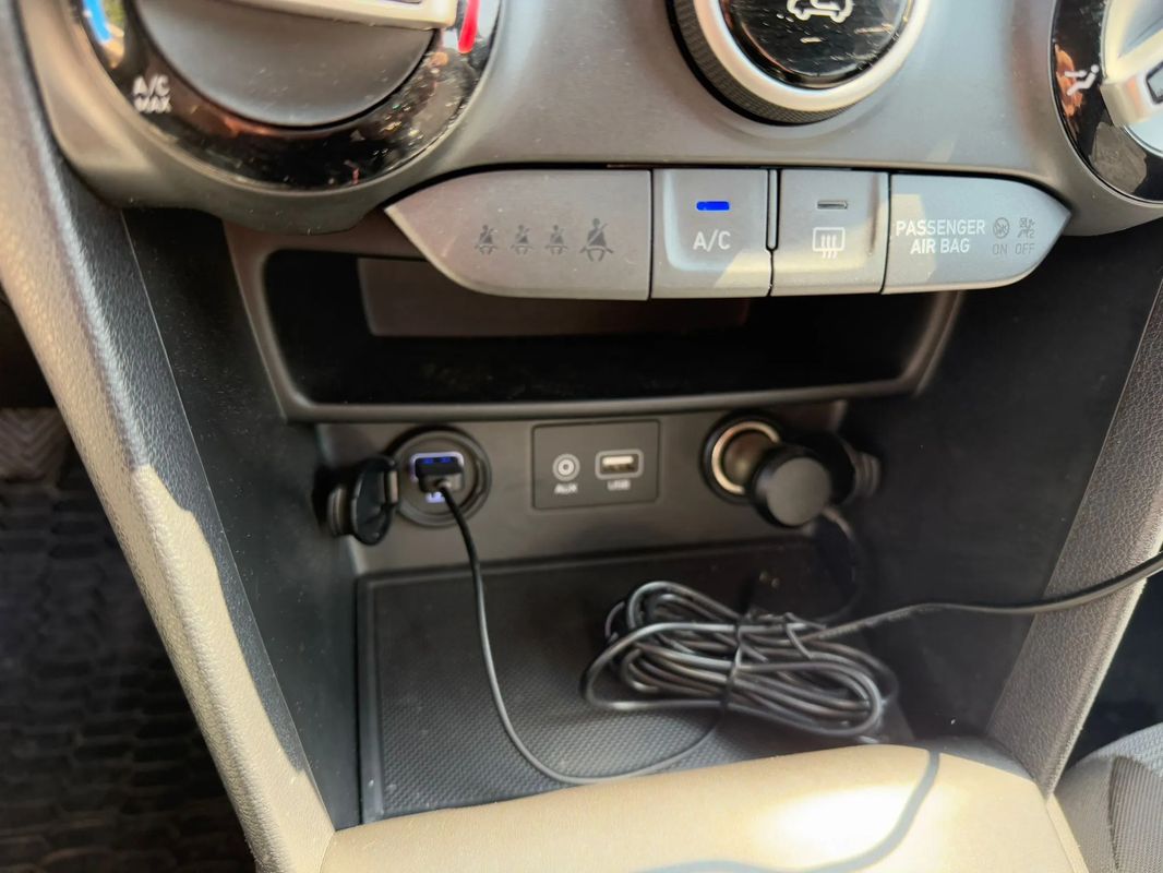 Hyundai KONA 1.0 T-GDI 120 CP 6MT 2WD Comfort - 9