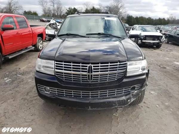 Lincoln Navigator 5.4 4x4 - 6