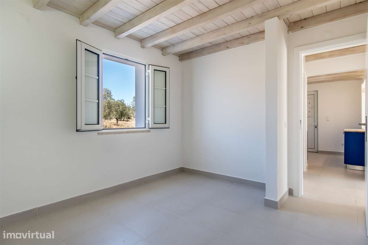 Monte alentejano com 28 hectares-40