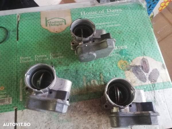 Clapeta accelerație admisie vw Passat golf5 jetta 2.0tdi 170cp cod motor bmr bmn seat Leon toledo alteea 2.0tdi cod motor bmr 170cp bmn 170cp audi a3 2.0tdi 170cp skoda octavia 2.0tdi perfect funcționala - 3