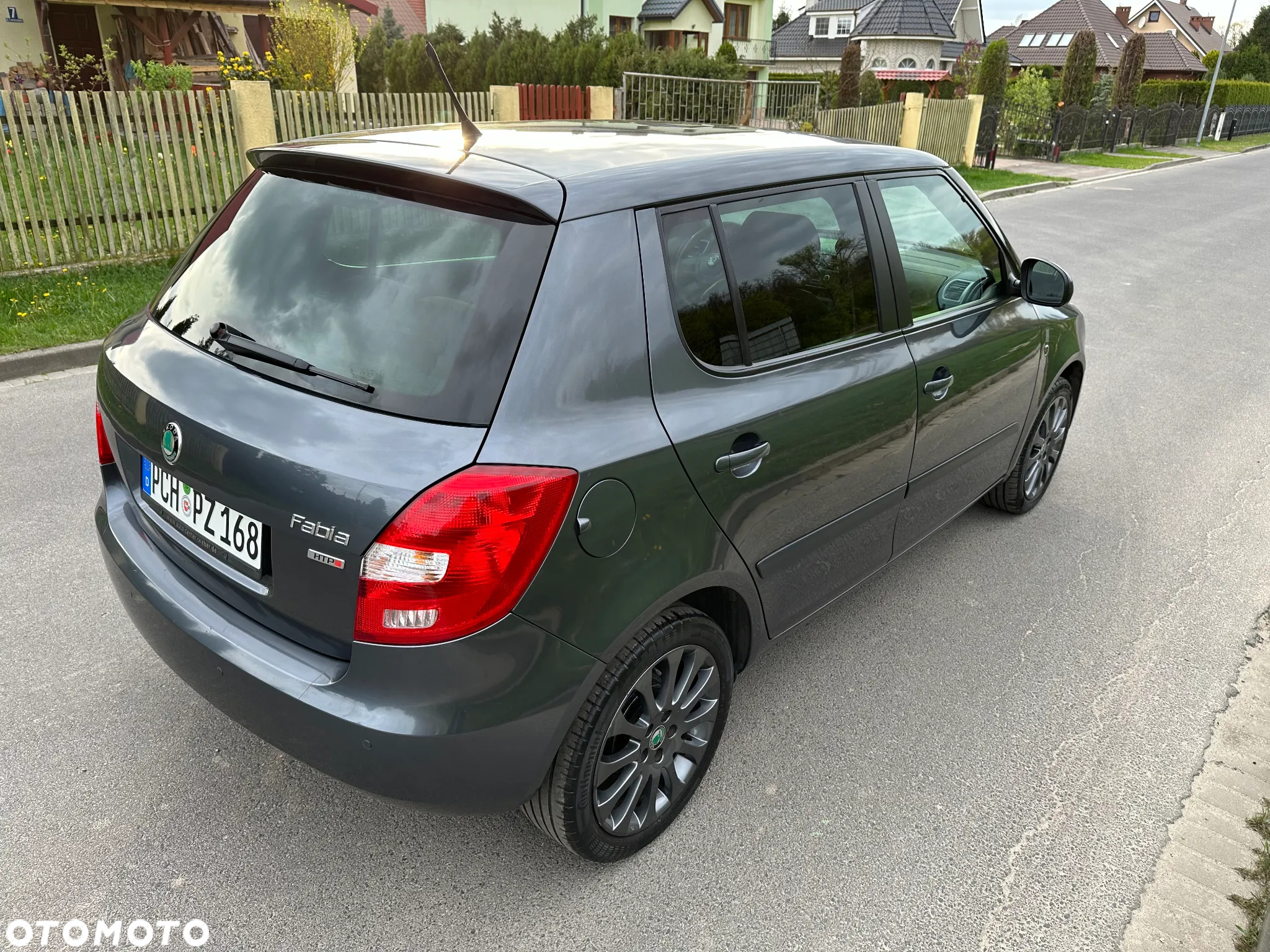 Skoda Fabia 1.2 HTP STYLE EDITION - 36