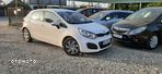 Kia Rio 1.2 L - 1