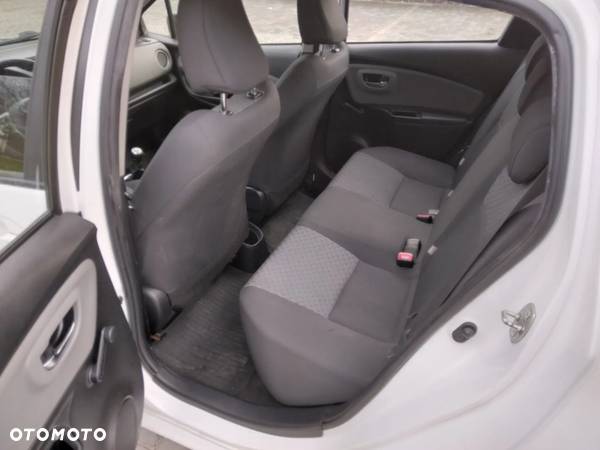 Toyota Yaris 1.0 Active - 10