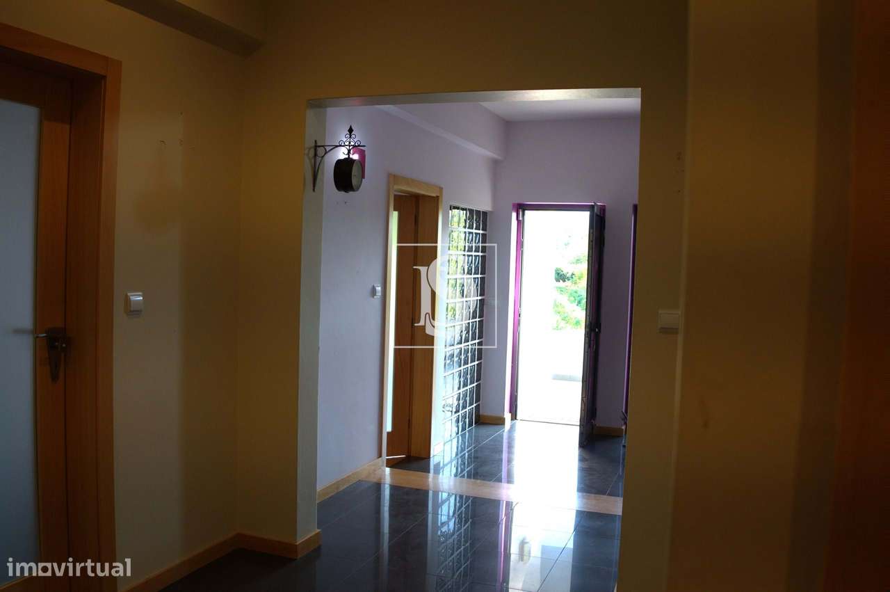 Moradia Isolada T5 em Monção-24