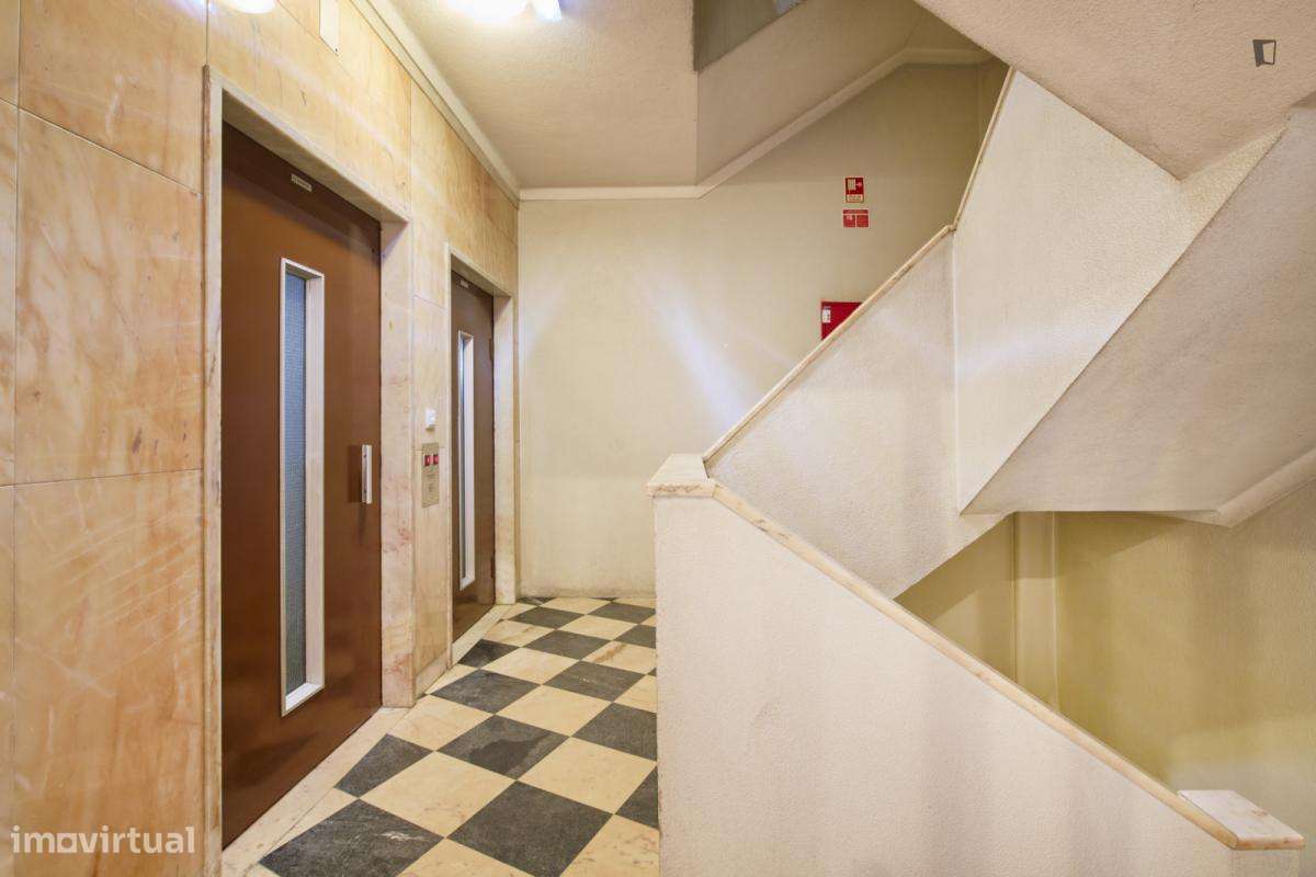 Estúdio - localizado em Lisbon - Grande imagem: 5/6