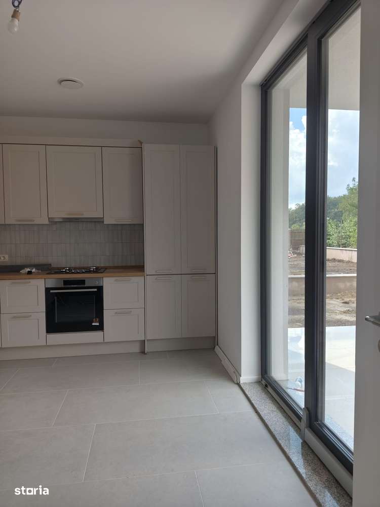 FARA COMISIOANE Vila TOP 5 camere 3 bai P+1 cu 2 placi beci la cheie-9