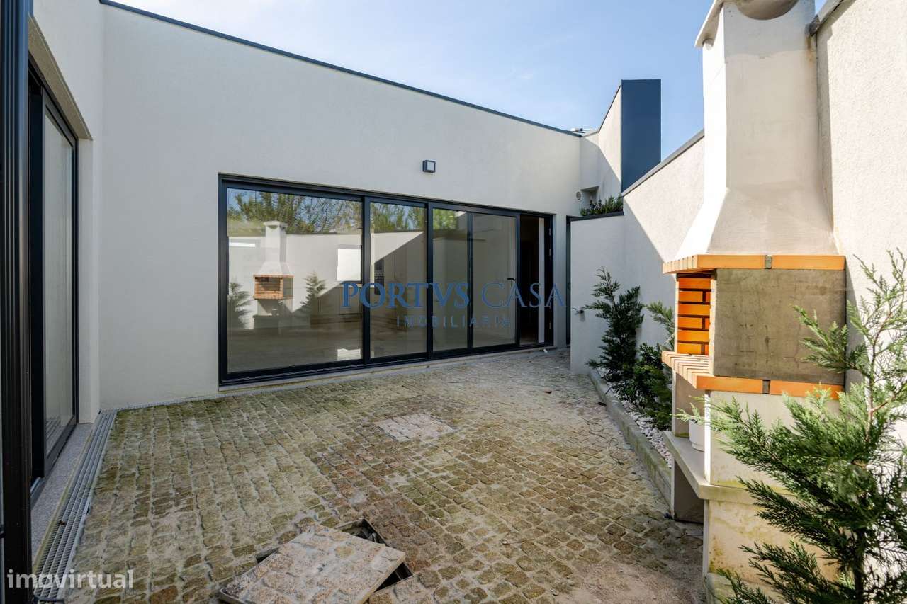 Moradia Térrea T3 || Garagem || Terraço | Lavra-7