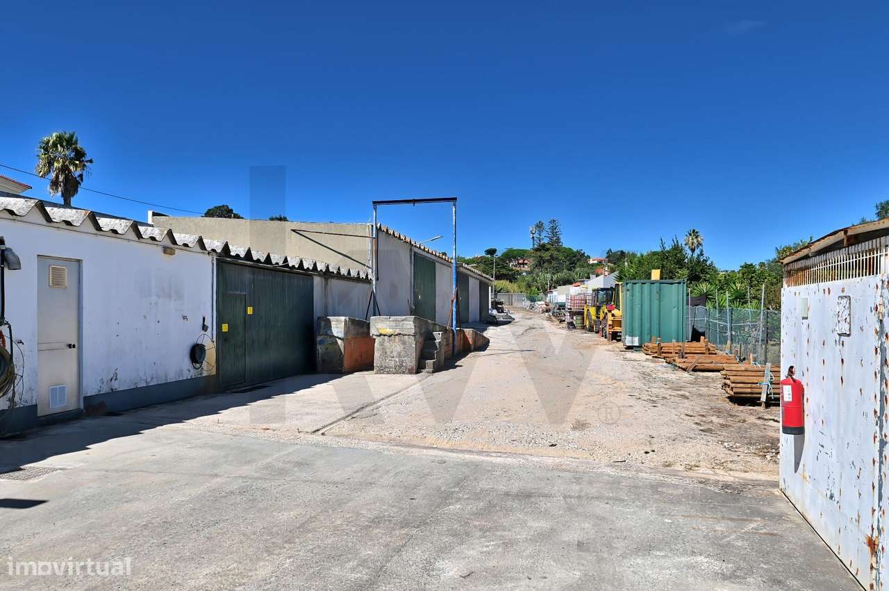 Lote de terreno para 3 moradias de luxo em Albarraque - Grande imagem: 5/36