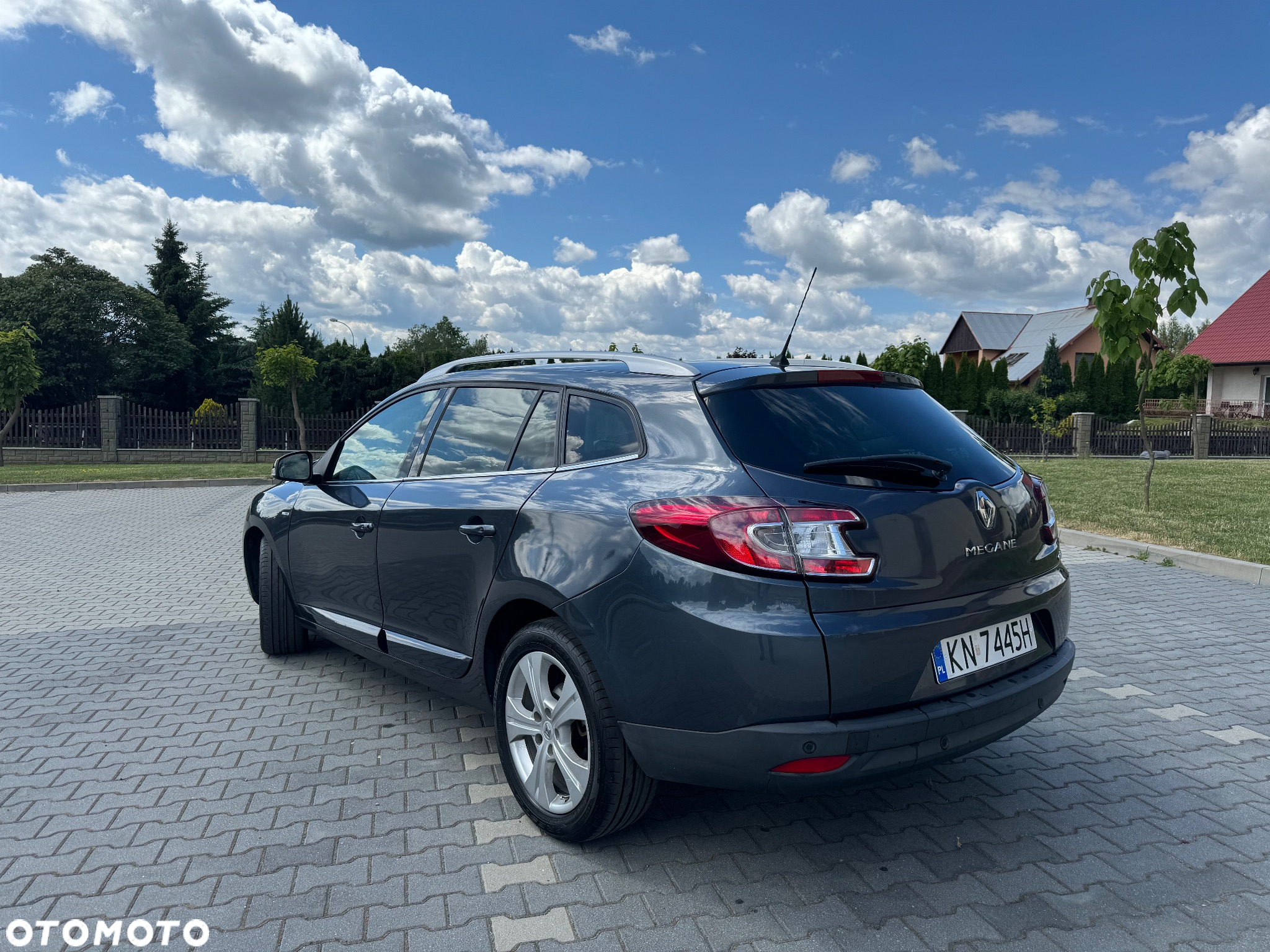 Renault Megane Grandtour ENERGY dCi 110 Start & Stopp Bose Edition - 4