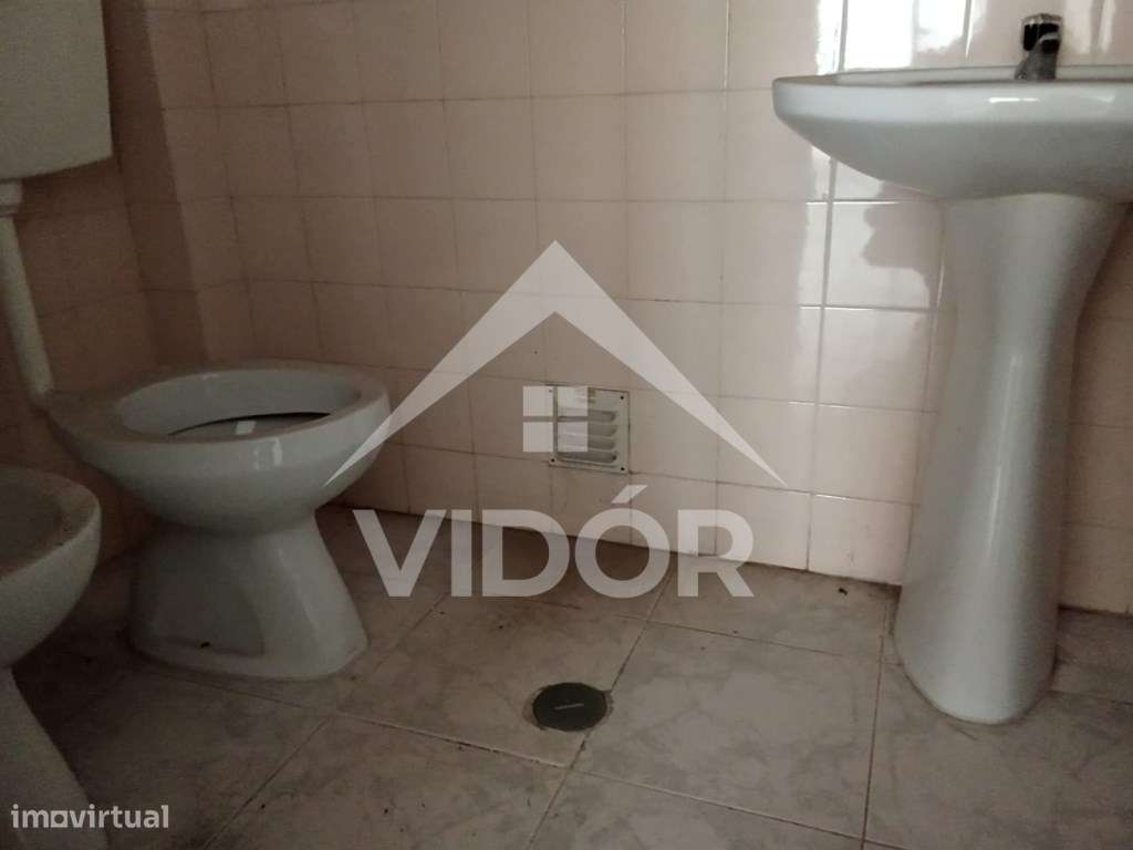 Loja no Novo Mercado Municipal da Baixa da Banheira - DJ - Grande imagem: 4/5