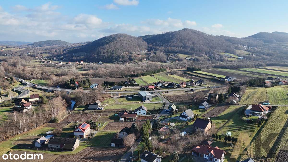 Uroczy azyl z potencjałem budowlanym-19