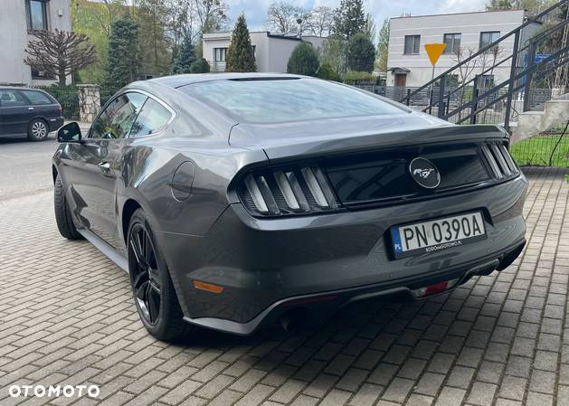 Ford Mustang 2.3 EcoBoost - 5