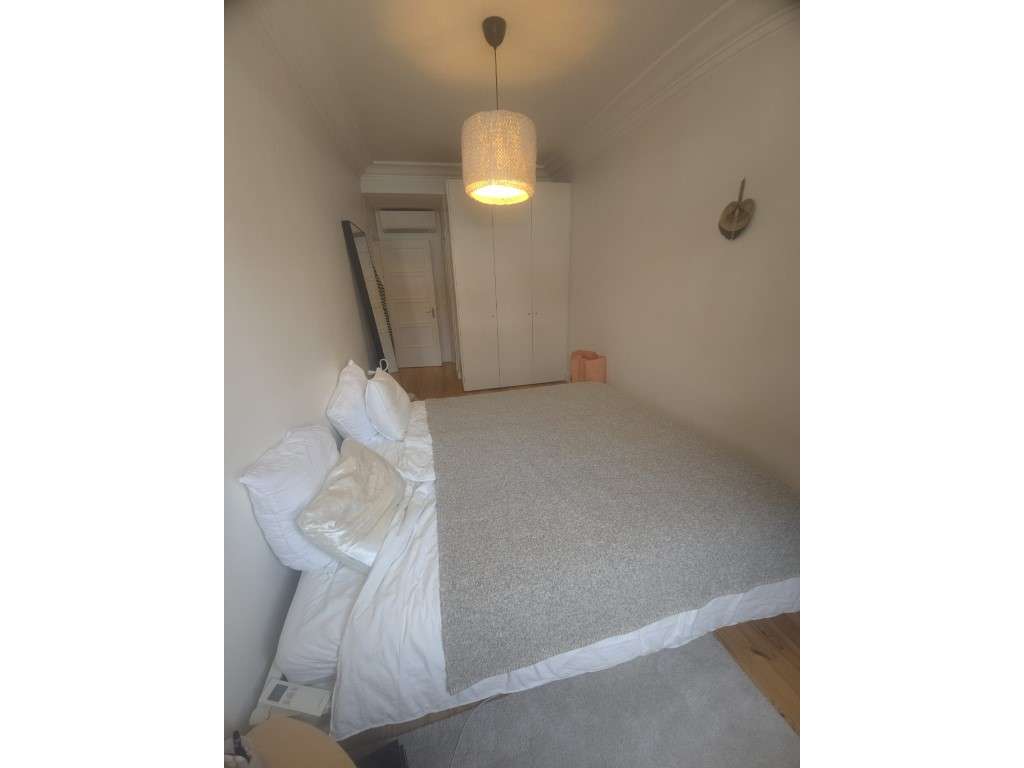 Apartamento T3 em Campo de Ourique-19