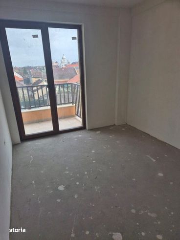 Apartamente noi, 3 camere, str. Al. Odobescu-18