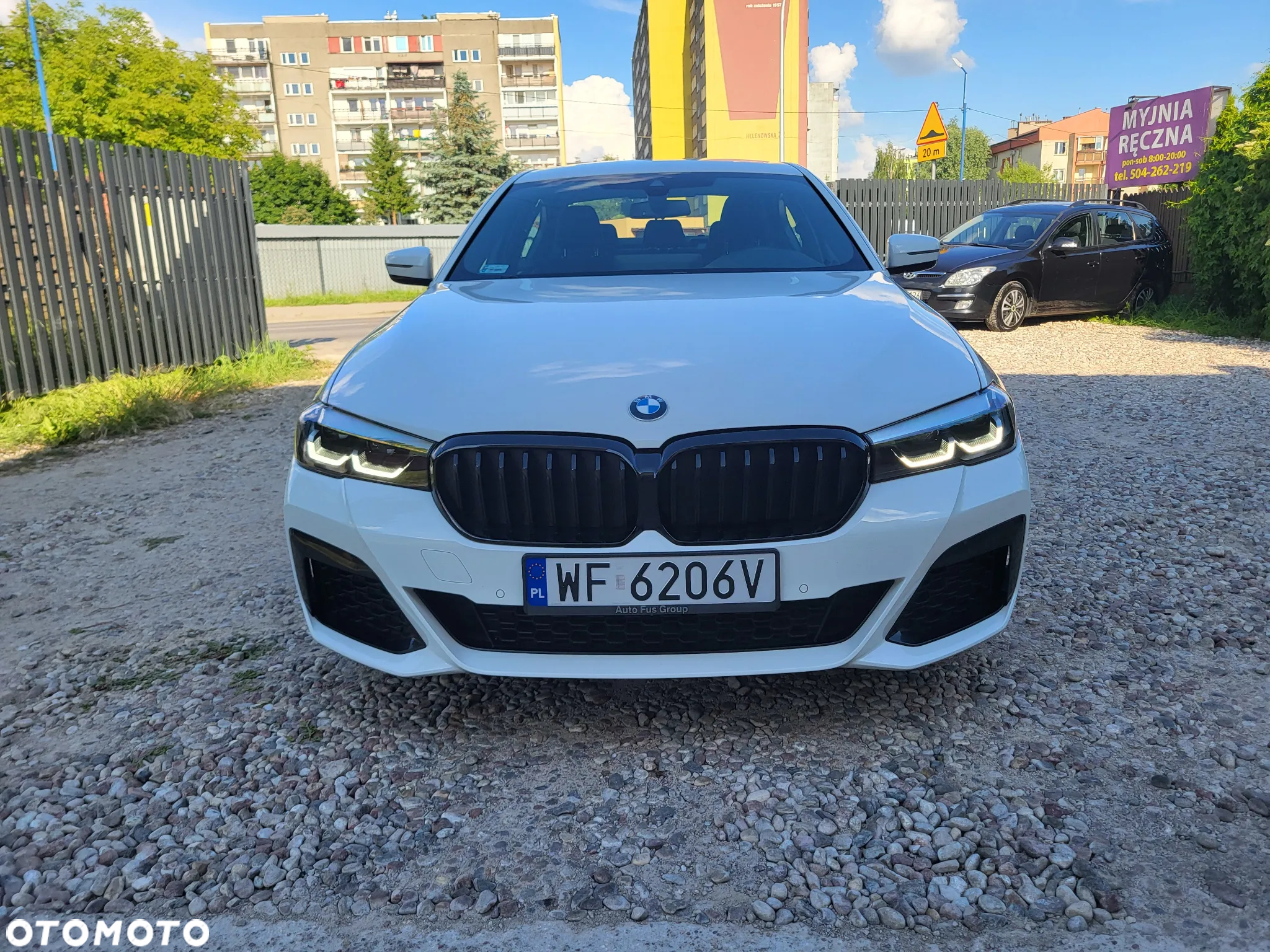 BMW Seria 5 520d Sport - 8