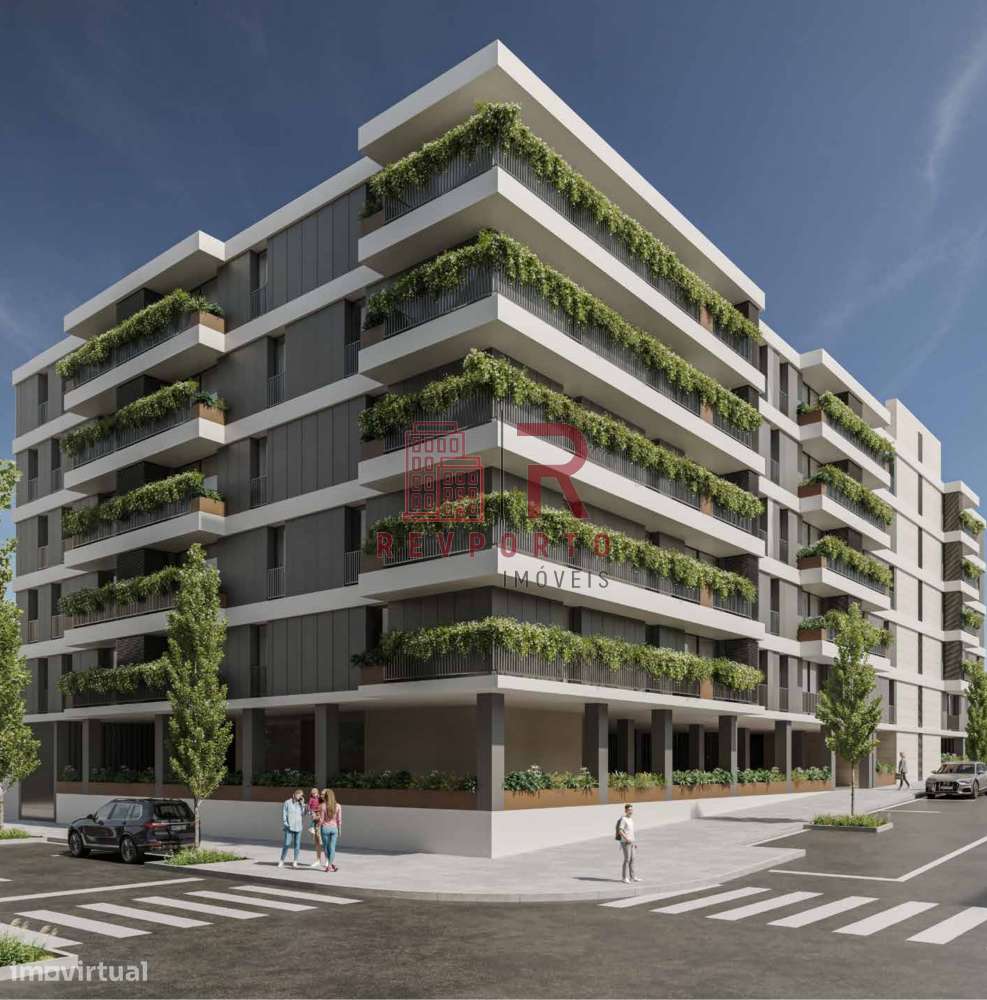 Apartamento T1  com varanda e garagem  - (Cedência de Posição)-9