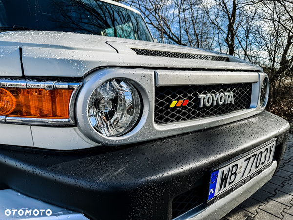 Toyota FJ Cruiser 4.0 4x4 - 20